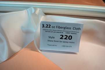 style 220 3.22 oz/sq yd 4hs fiberglass cloth from Thayercraft